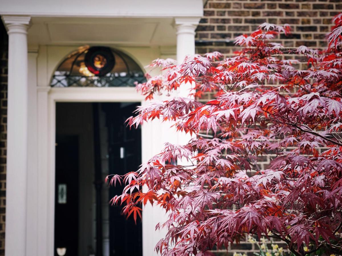 Manor House Of Cheshunt- Historic Villa 外观 照片