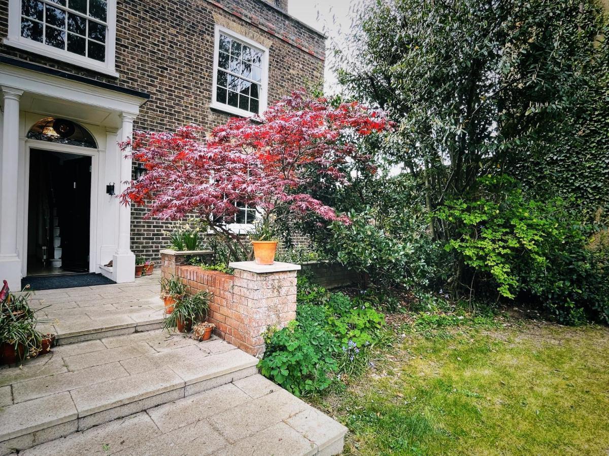 Manor House Of Cheshunt- Historic Villa 外观 照片