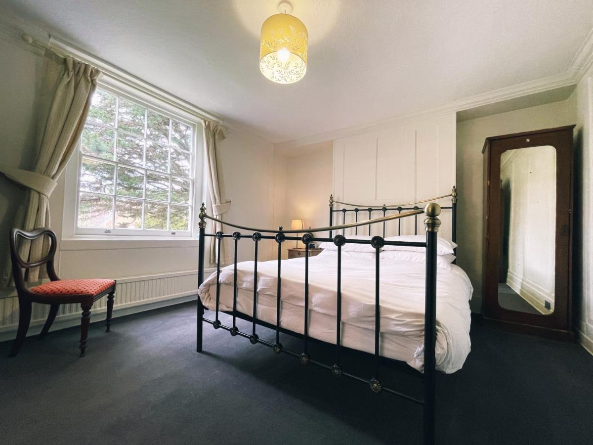 Manor House Of Cheshunt- Historic Villa 外观 照片